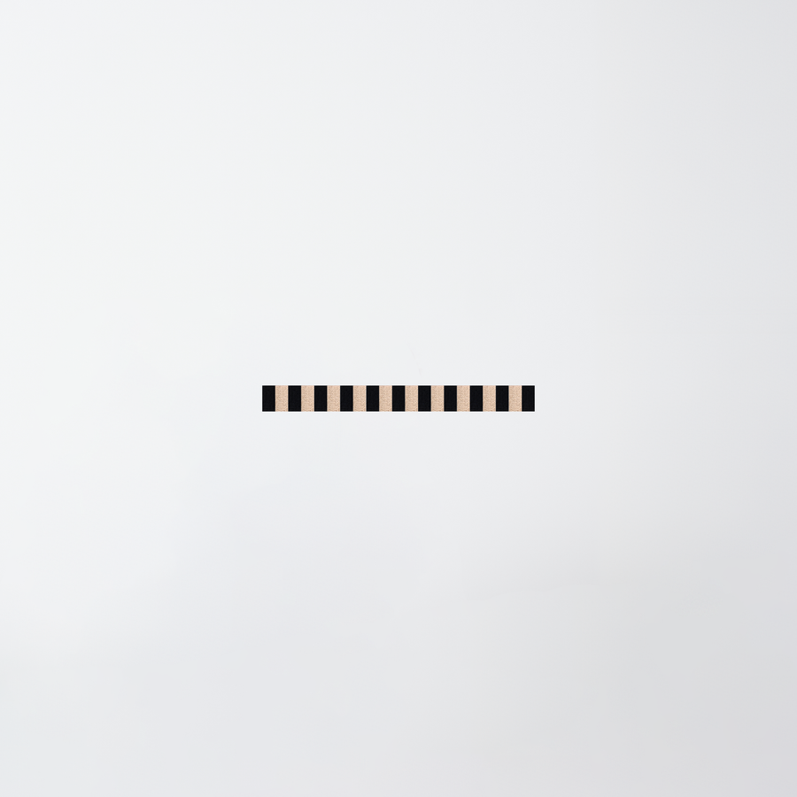 Cremeweiß | Schwarz / 105 cm